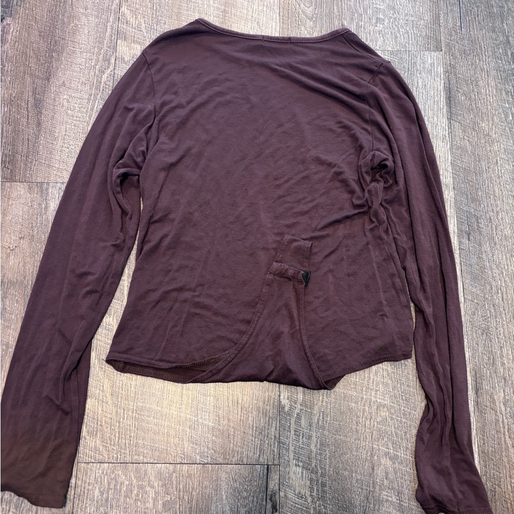 PrettyLittleThing Brown Asymmetrical Long Sleeve Blouse Bodysuit - Picture 2 of 2
